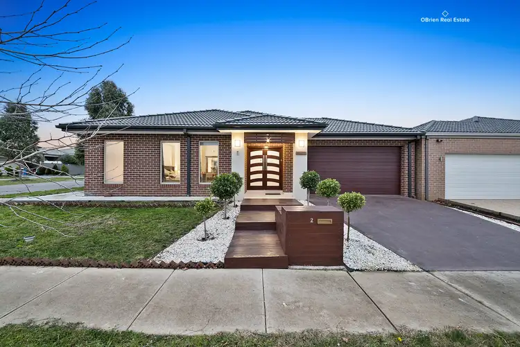 Main view of Homely house listing, 2 Bandit Grove, Cranbourne East VIC 3977