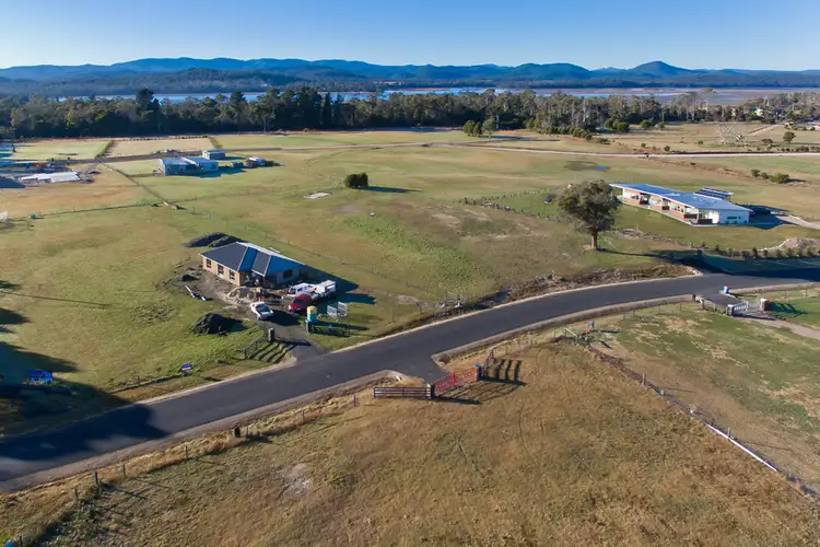 4 Moorings Drive, Squeaking Point TAS 7307