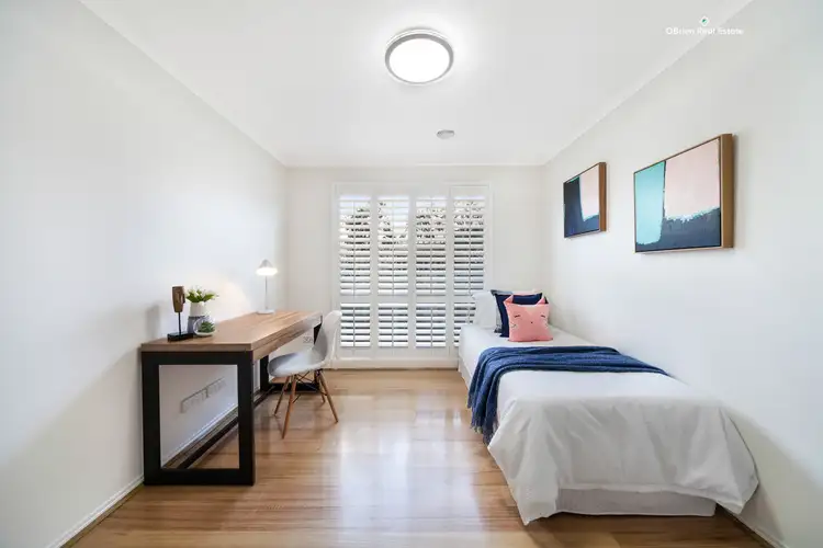 Sixth view of Homely house listing, 2 Wilmott Close, Berwick VIC 3806