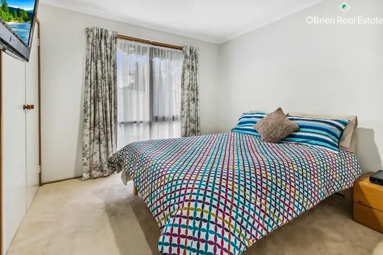 Fourth view of Homely house listing, 9 Talba Court, Carrum Downs VIC 3201