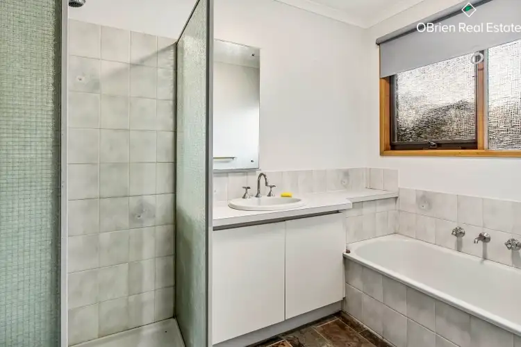 Fifth view of Homely house listing, 9 Talba Court, Carrum Downs VIC 3201