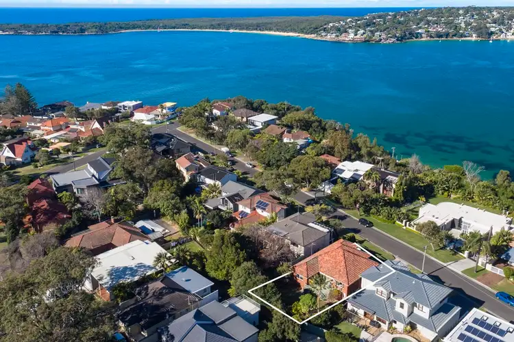 33 Glaisher Parade, Cronulla NSW 2230