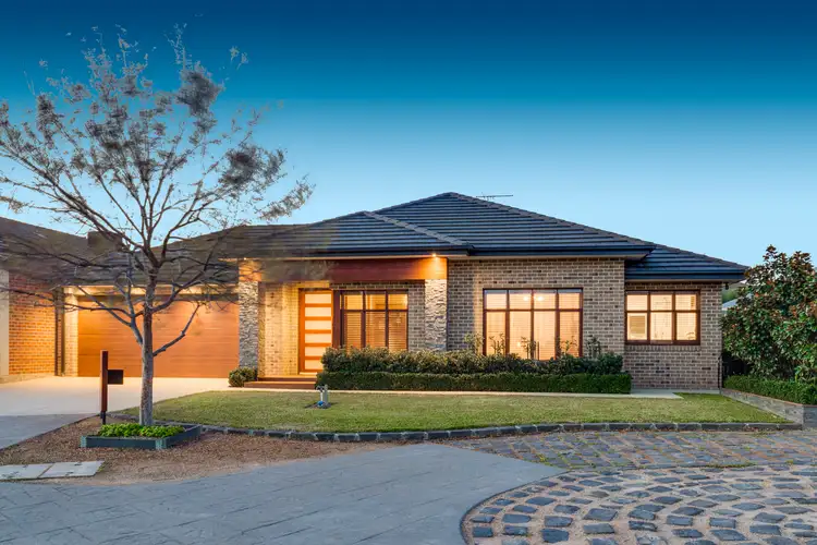 66 Bedingham Drive, Hillside VIC 3037