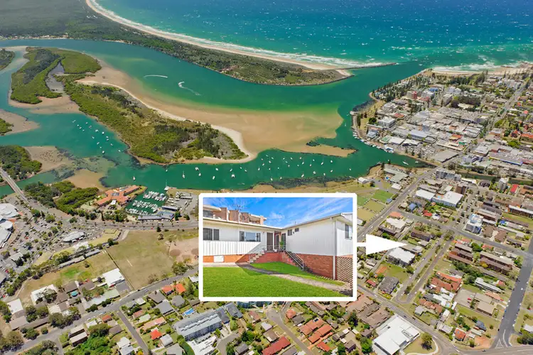Main view of Homely unit listing, 4/23 Waugh Street, Port Macquarie NSW 2444