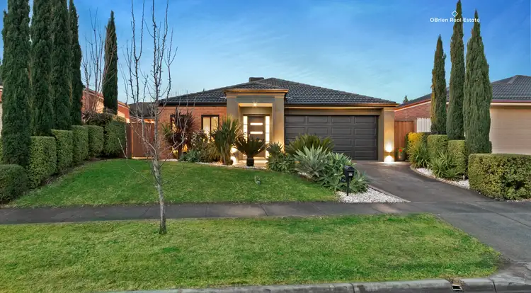 24 Thornley Drive, Berwick VIC 3806