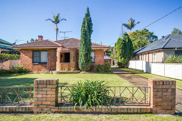 12 Robins Street, Horseshoe Bend NSW 2320