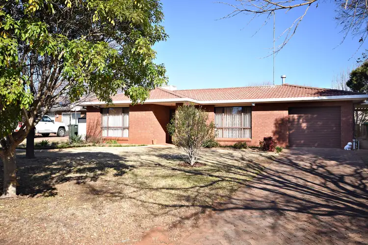 12 Lindsay Place, Dubbo NSW 2830