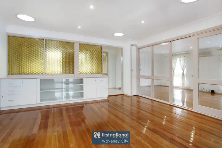 Fifth view of Homely house listing, 2 Spear Court, Glen Waverley VIC 3150