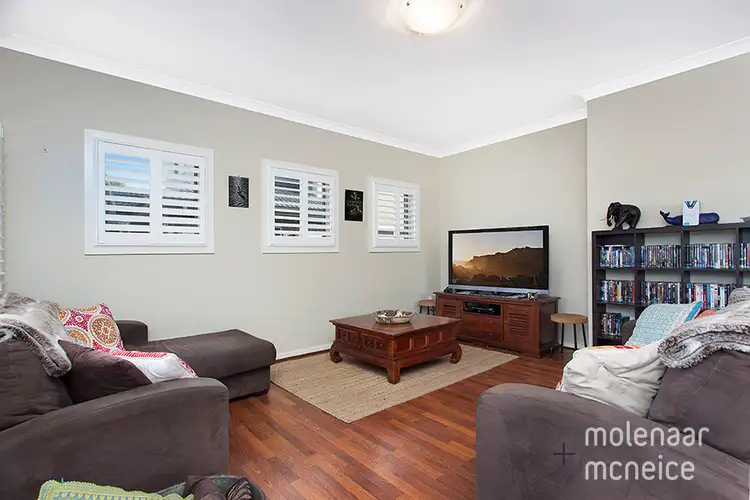 Second view of Homely townhouse listing, 5/6 The Avenue, Bellambi NSW 2518