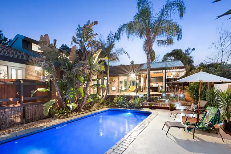 6 Lisa Close, Doncaster East VIC 3109