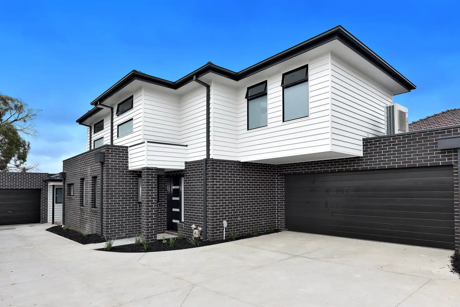 Main view of Homely townhouse listing, 2/26 Thackeray Road, Reservoir VIC 3073