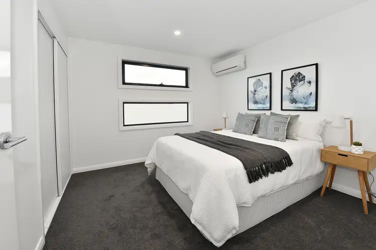 Sixth view of Homely townhouse listing, 2/26 Thackeray Road, Reservoir VIC 3073