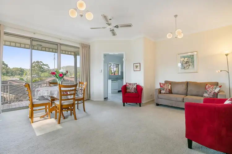 8/12-20 Kinarra Avenue, Wyoming NSW 2250