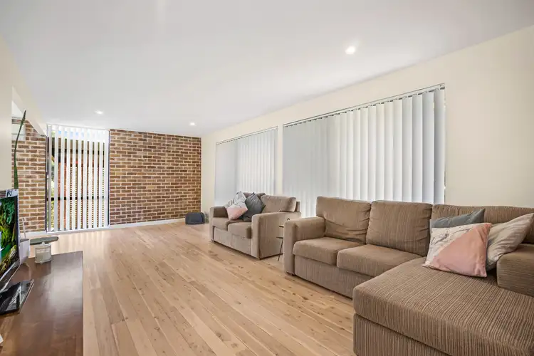Fourth view of Homely house listing, 8 Plymouth Close, Macquarie Hills NSW 2285