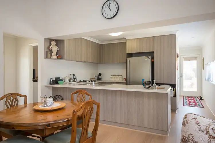 5 Pingle Drive, Greenfields WA 6210