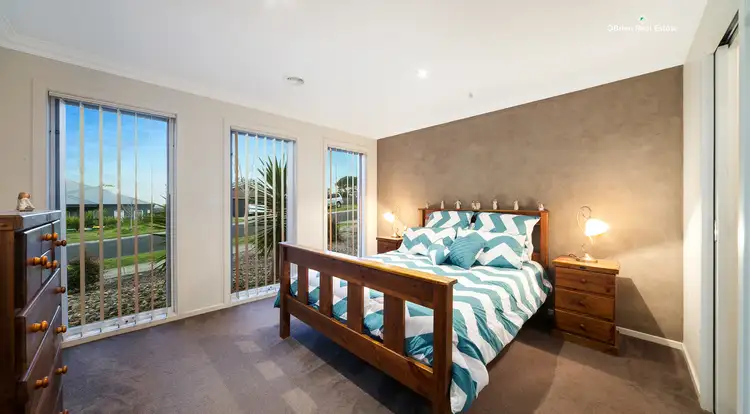 Sixth view of Homely house listing, 28 Victoria Place, Pakenham VIC 3810