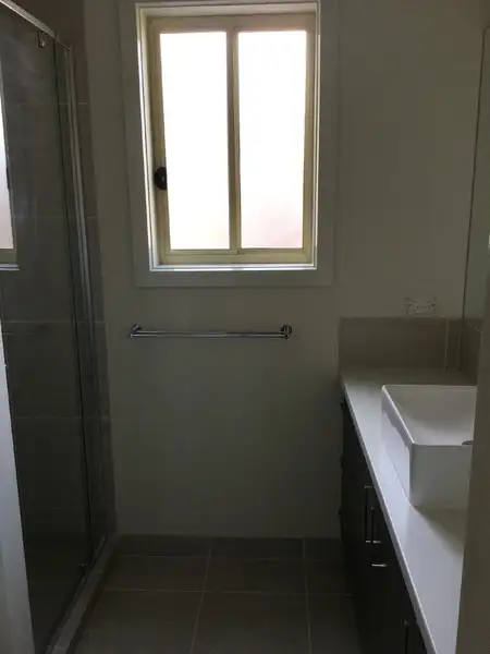 Fifth view of Homely unit listing, 2/42 James Street, St Albans VIC 3021