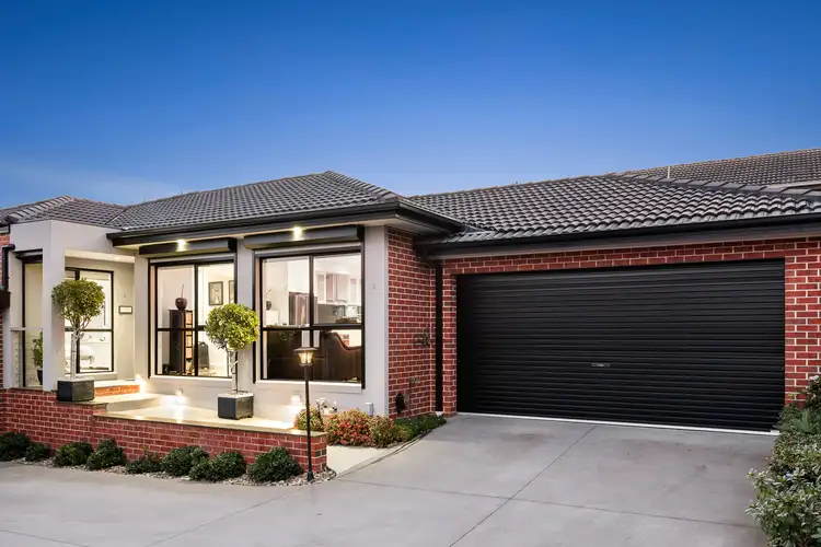 2/7 Bullen Street, Doncaster East VIC 3109
