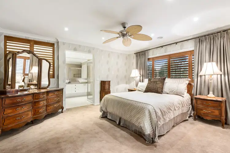 Fifth view of Homely house listing, 10 Hathaway Close, Templestowe VIC 3106