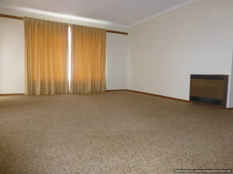 Third view of Homely unit listing, 1/40 McKean Street, Bairnsdale VIC 3875