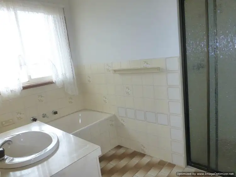 Seventh view of Homely unit listing, 1/40 McKean Street, Bairnsdale VIC 3875