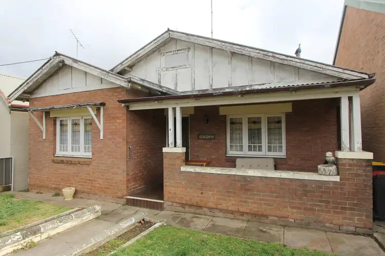 4 Victoria Parade, Goulburn NSW 2580