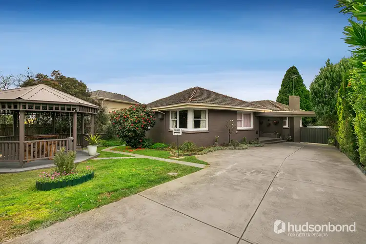 27 Wilsons Road, Doncaster VIC 3108