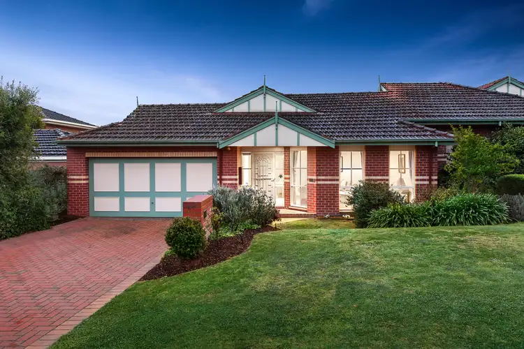 27 Halcyon Court, Doncaster East VIC 3109