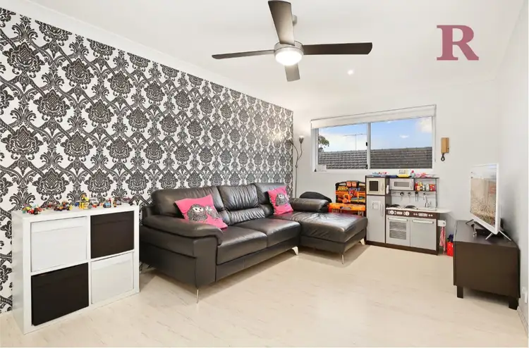 Main view of Homely unit listing, 10/20 Searl Road, Cronulla NSW 2230