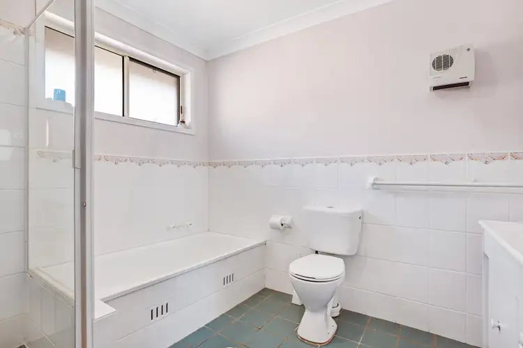Sixth view of Homely villa listing, 2/19 Robert Street, Mayfield NSW 2304