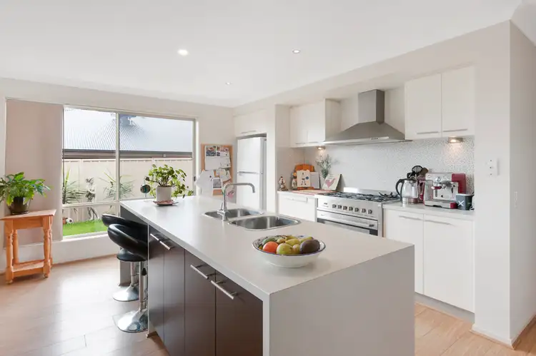 Third view of Homely house listing, 10 Omeara Street, Wodonga VIC 3690