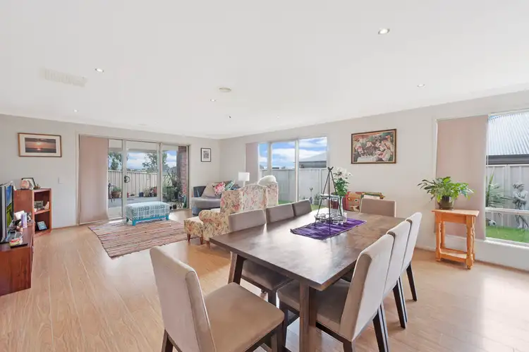 Sixth view of Homely house listing, 10 Omeara Street, Wodonga VIC 3690