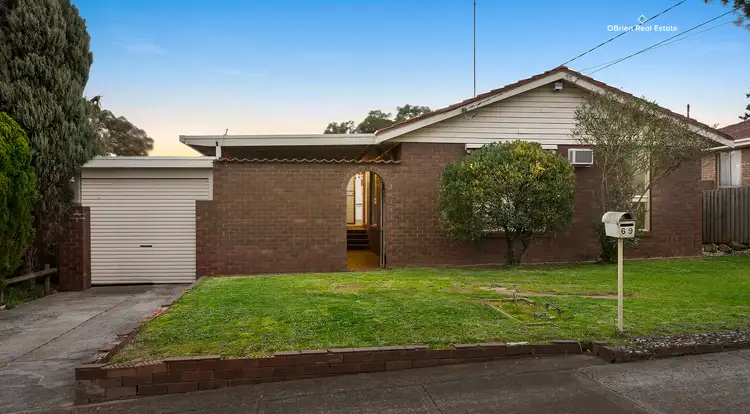 69 Aldridge Street, Endeavour Hills VIC 3802