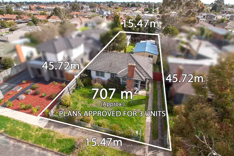 77 Hubert Avenue, Glenroy VIC 3046