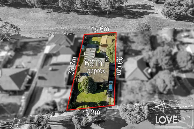 18 Winter Crescent, Reservoir VIC 3073