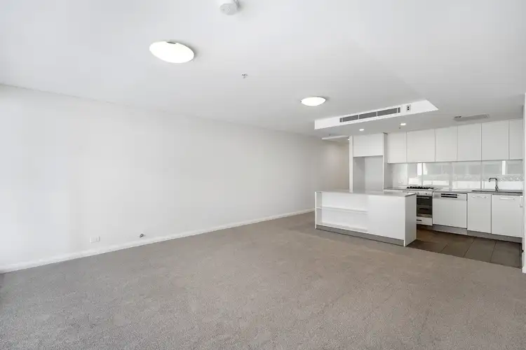 201/38 Atchison Street