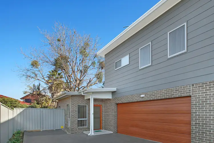 Second view of Homely townhouse listing, 4/25 Devonshire Crescent, Oak Flats NSW 2529