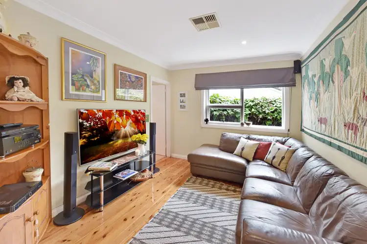 Fourth view of Homely house listing, 10 Springvale Avenue, Frenchs Forest NSW 2086