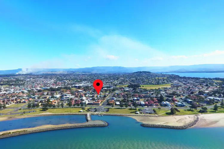 Sixth view of Homely house listing, 39 Pur Pur Avenue, Lake Illawarra NSW 2528