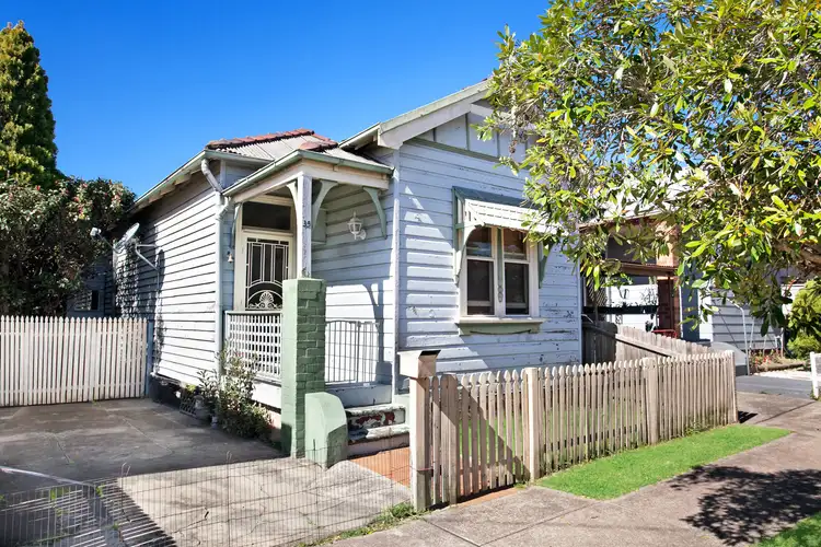 35 Norfolk Avenue, Islington NSW 2296