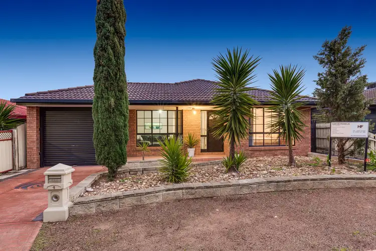 4 Franklin Place, Delahey VIC 3037