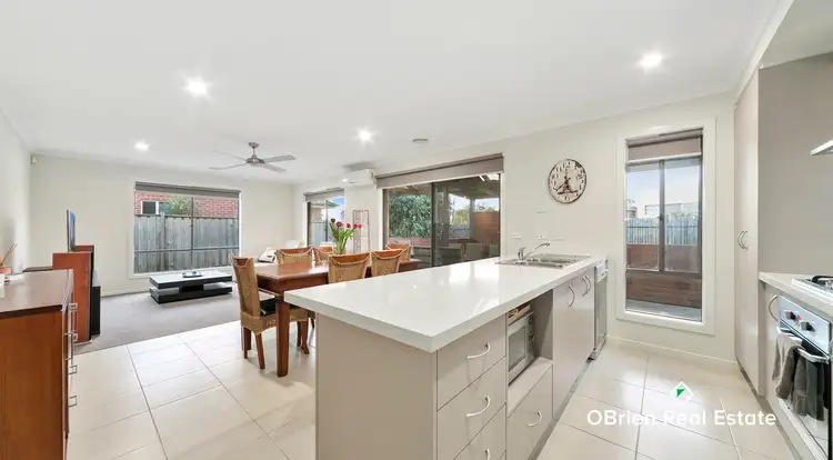 Second view of Homely house listing, 5 Bayley Place, Cranbourne West VIC 3977