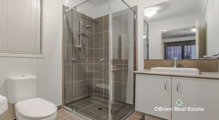 Sixth view of Homely house listing, 16 Scullin Street, Cranbourne East VIC 3977