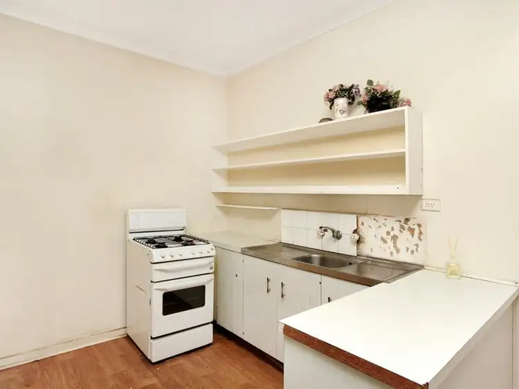 Third view of Homely apartment listing, 4/12 Cranbourne Avenue, Sunshine North VIC 3020