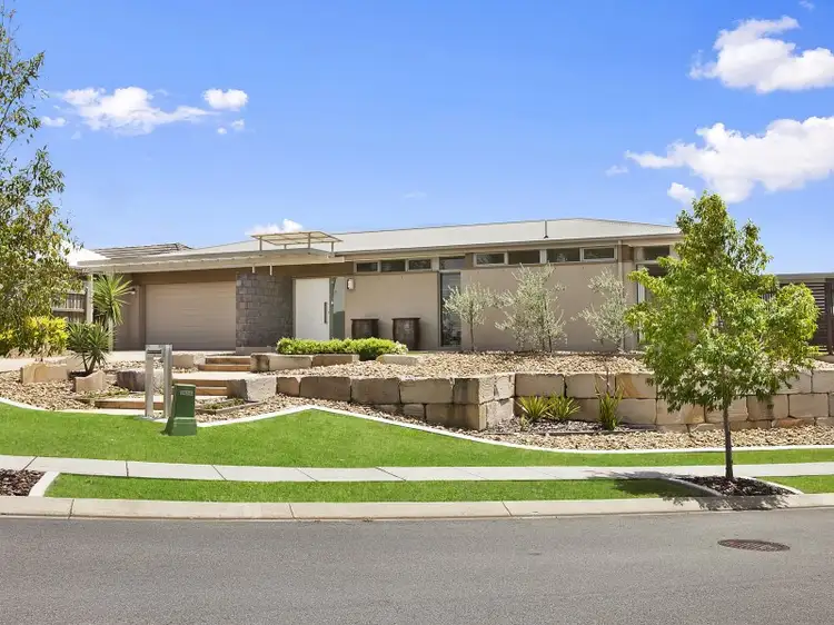 4 Brook Street, Wakerley QLD 4154