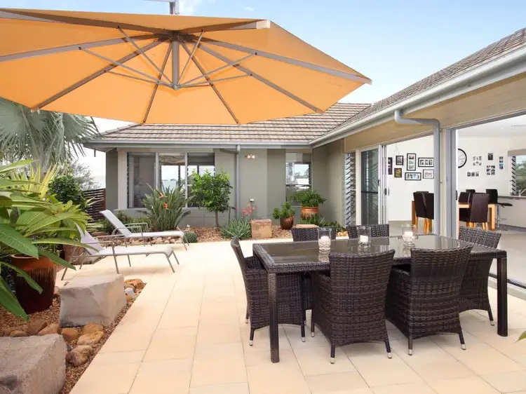 49 Mossvale Drive, Wakerley QLD 4154