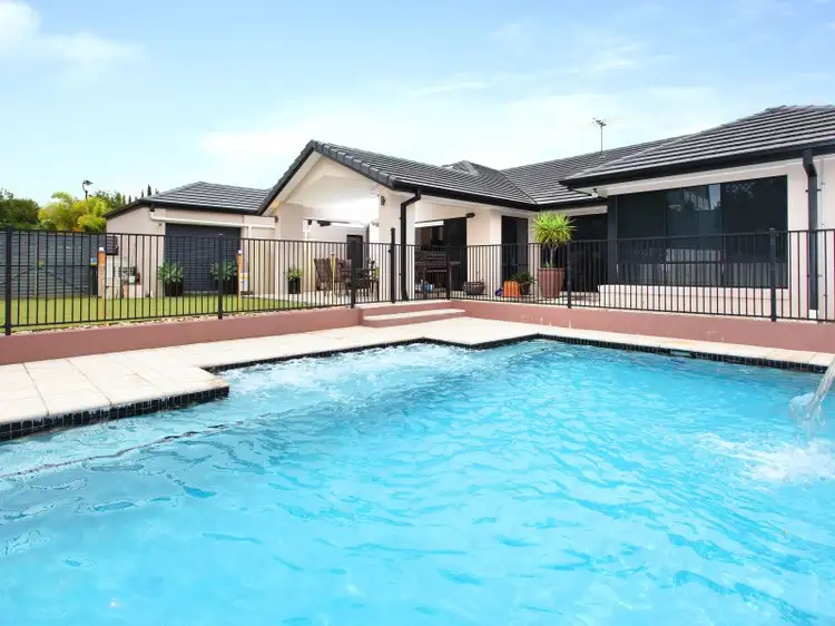 22 Nursery Place, Wakerley QLD 4154