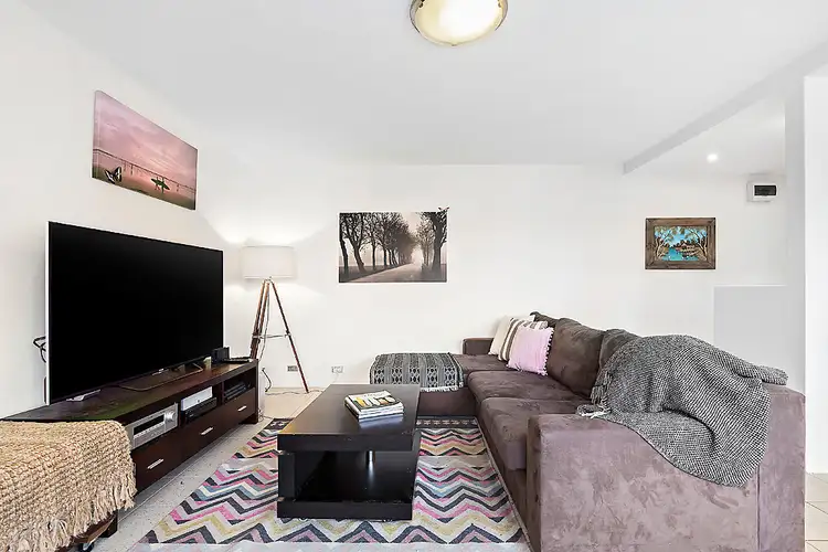 Third view of Homely apartment listing, 2/21 Hereward Street, Maroubra NSW 2035