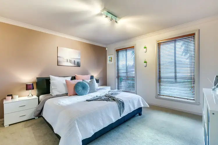 Fifth view of Homely house listing, 13 Glenview Court, Hillside VIC 3037