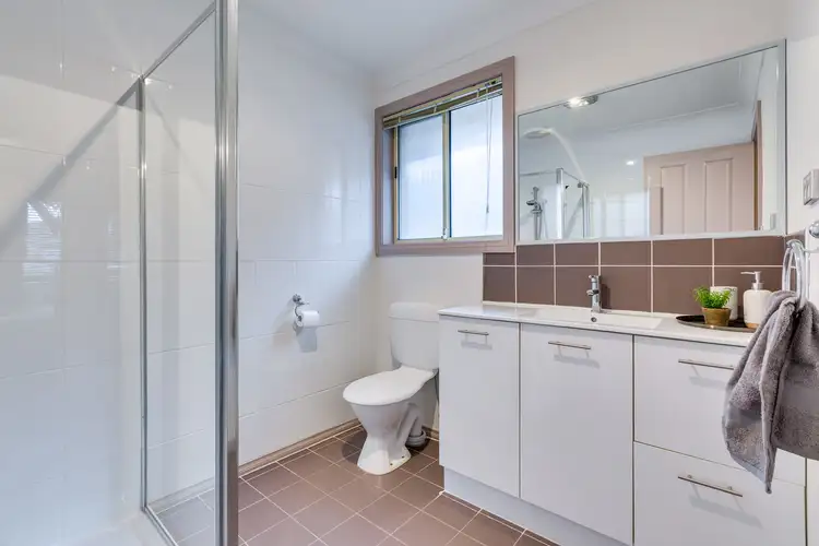 Sixth view of Homely house listing, 13 Glenview Court, Hillside VIC 3037